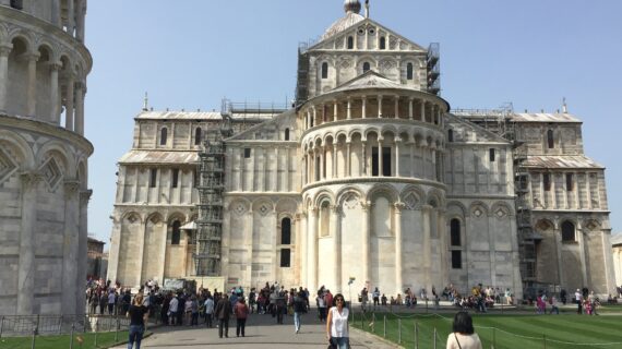 Beste Serim Erbak: İtalya – Pisa(PiazzadeiMiracoli) Bölüm III