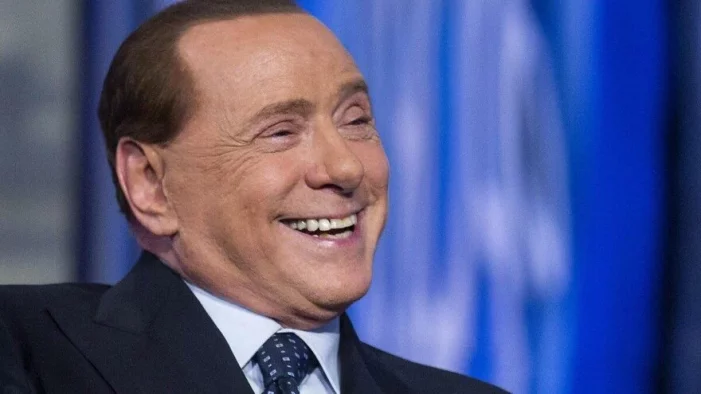 Berlusconi mirasın bölünmemesi için nikâh yapmadı