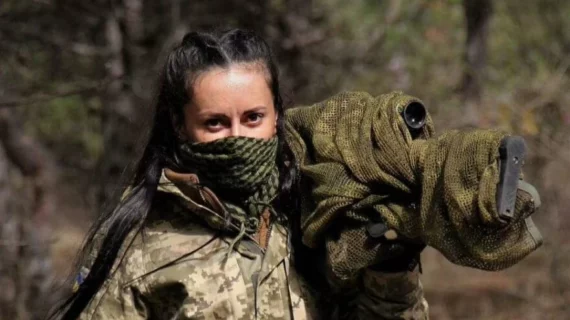 Ukrayna kod adı “Kömür” olan keskin nişancı kadını konuşuyor Ukrayna kod adı “Kömür” olan keskin nişancı kadını konuşuyor