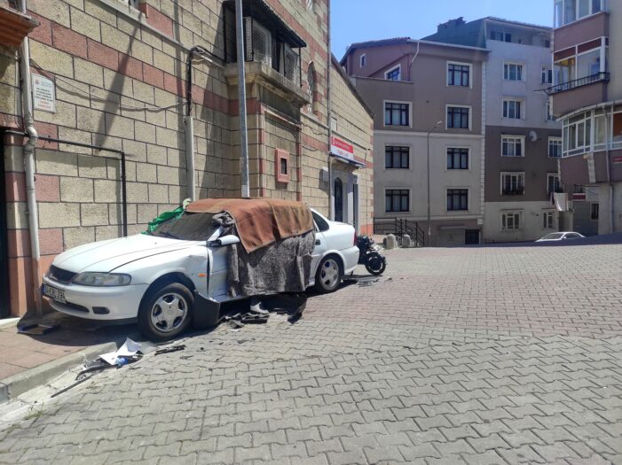 İstanbul’da ölümden 2 saniye ile kurtuldu