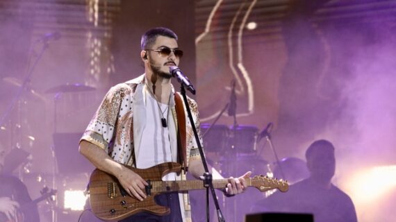 Şarkıcı Semicenk “Trabzon Kültür Yolu Festivali”nde konser verdi