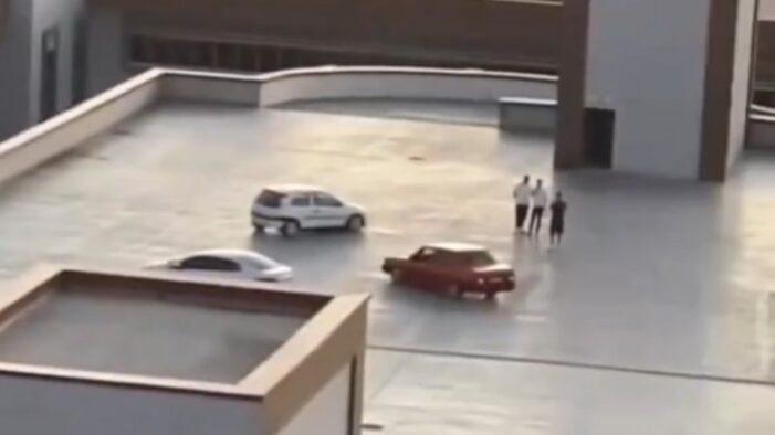Hastane çatısında drift