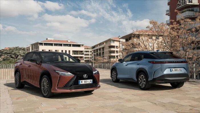 Lexus stoklarla sınırlı online rezervasyona özel yaz fırsatlarını başlattı