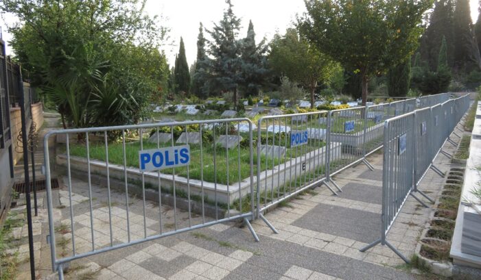Cem Garipoğlu’nun mezarına bariyerli önlem