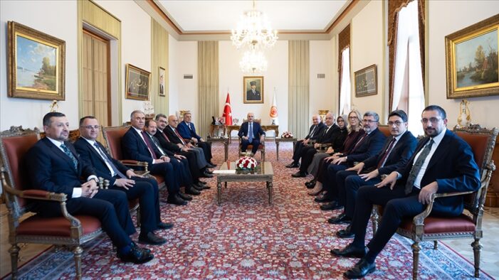 TBMM Başkanı Kurtulmuş Türk Parlamenterler Birliği Başkanı Pakdil’i kabul etti