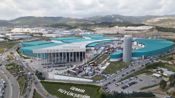 İzmir turizmine çifte destek