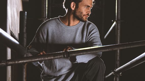 Emre Şen’in Tan Taşçı İmzalı Yeni Şarkısı “Düştüm” Yayında.