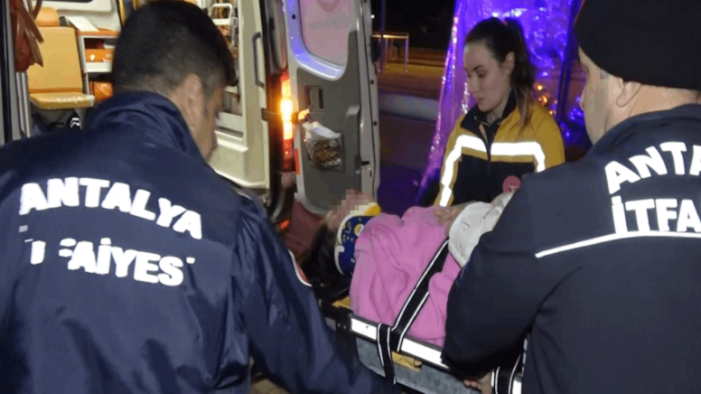 Erkek arkadaşıyla tartışan Burcu 5 metrelik boşluğa düştü