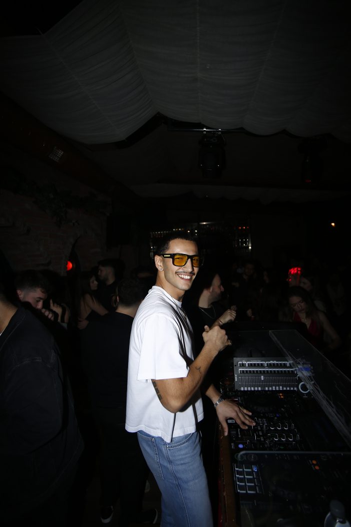 Melih Jön Müzik Dünyasının Yeni Yükselen Yıldızı