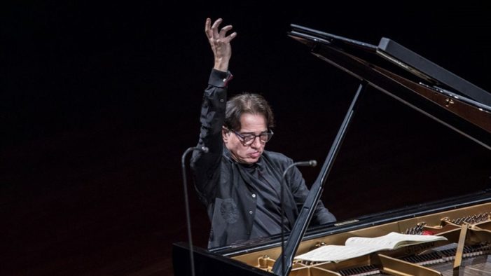 Piyanist Fazıl Say ABD turnesine çıkmaya hazırlanıyor