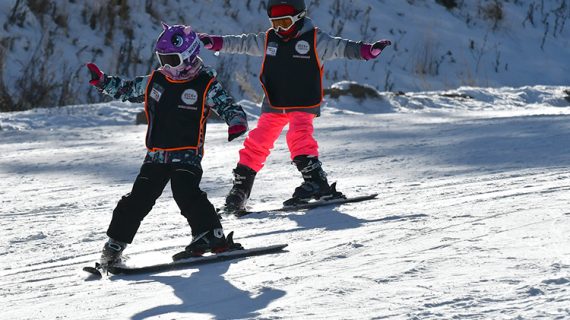 Kristal karıyla ünlü Sarıkamış Kayak Merkezi’nde yoğunluk yaşanıyor