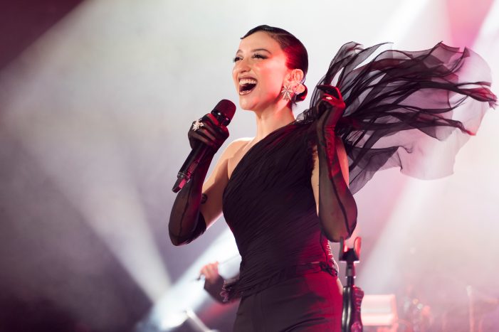 Melike Şahin’den 2025 Yılının İlk İstanbul Konseri