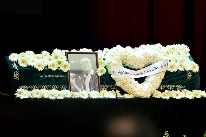 Sanatçı Edip Akbayram için CRR’de tören düzenlendi