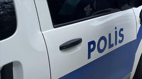 İzmir’de Kemalpaşa Belediyesine düzenlenen operasyonda 1’i başkan yardımcısı 5 kişi gözaltına alındı