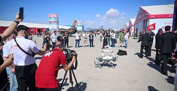 TEKNOFEST KKTC kapılarını ziyaretçilere açtı TEKNOFEST KKTC kapılarını ziyaretçilere açtı