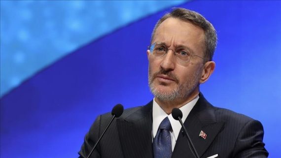 İletişim Başkanı Altun İzmir’de gazetecileri darbedenleri kınadı