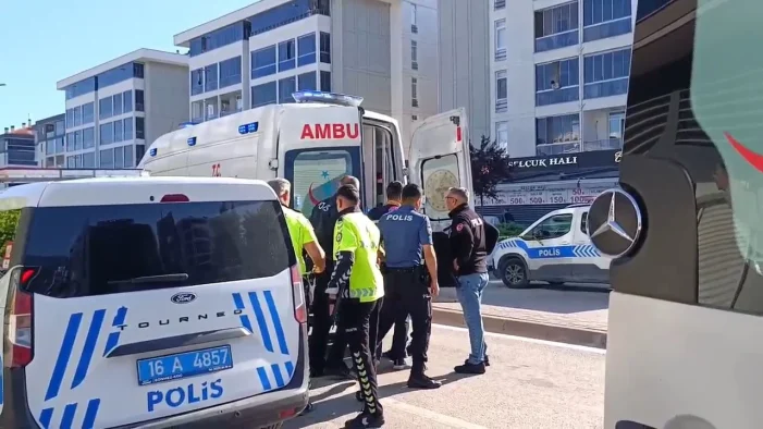İhbara giden polisler kaza yaptı: 2’si polis 5 yaralı