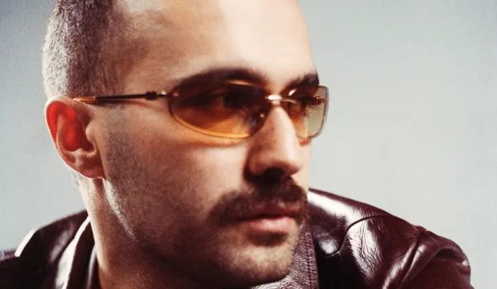 Mert Demir’den 150 Kişilik Klip