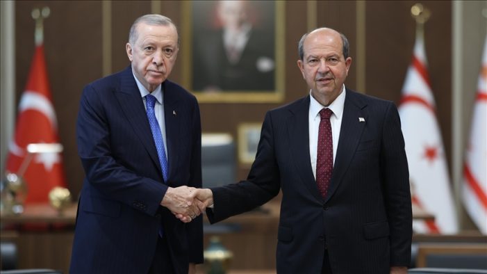 Cumhurbaşkanı Erdoğan liderlerle bayramlaştı