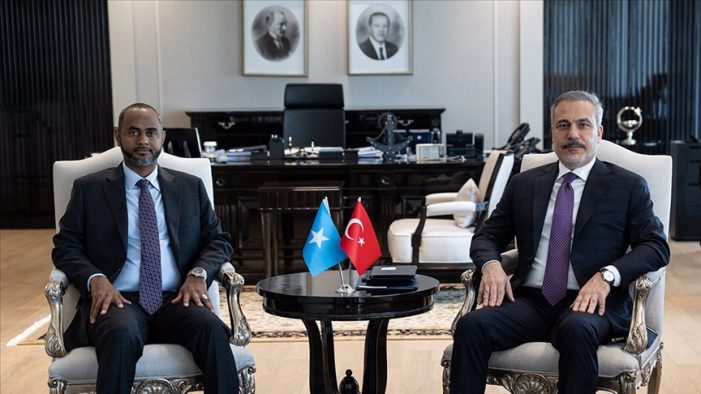 Dışişleri Bakanı Fidan Somali Limanlar ve Deniz Ulaştırma Bakanı Nur ile görüştü