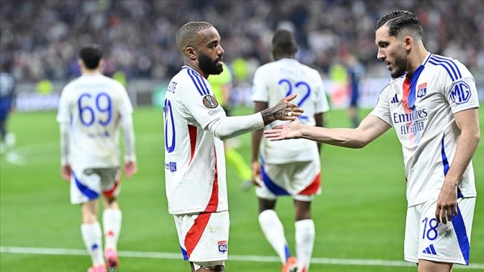 Olimpik Lyon 2. lige düşürüldü