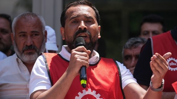 İzmir’de yaklaşık 23 bin işçinin grevi dördüncü gününde