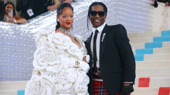 A$AP Rocky Rihanna ile üçüncü bebeklerinin cinsiyetini ağzından kaçırdı.