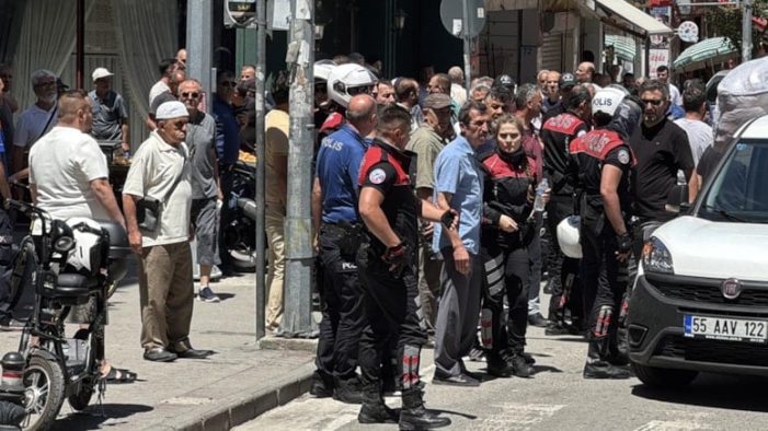 Kadın polise tekme attı ortalık karıştı!