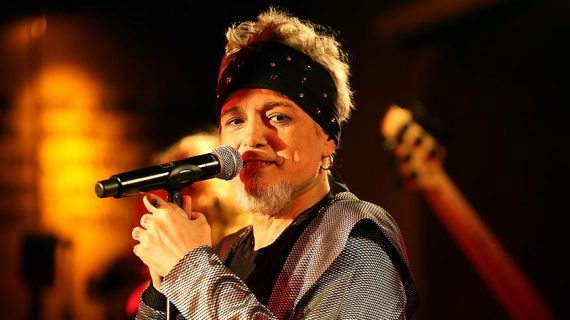 90’ların unutulmaz sesi: Harun Kolçak