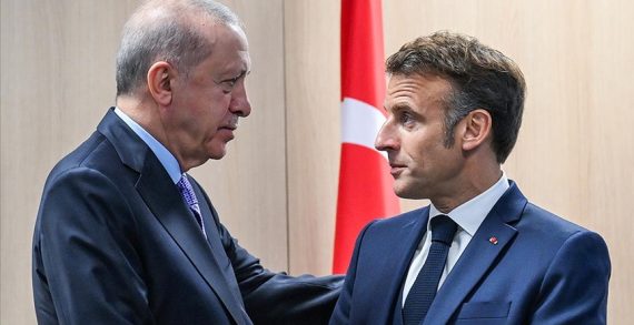 Cumhurbaşkanı Erdoğan Fransa Cumhurbaşkanı Macron ile telefonda görüştü