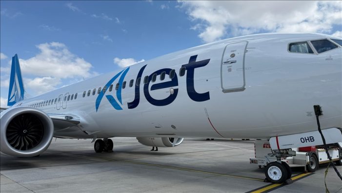 AJet’in yeni bir uçağı daha İstanbul’a geldi