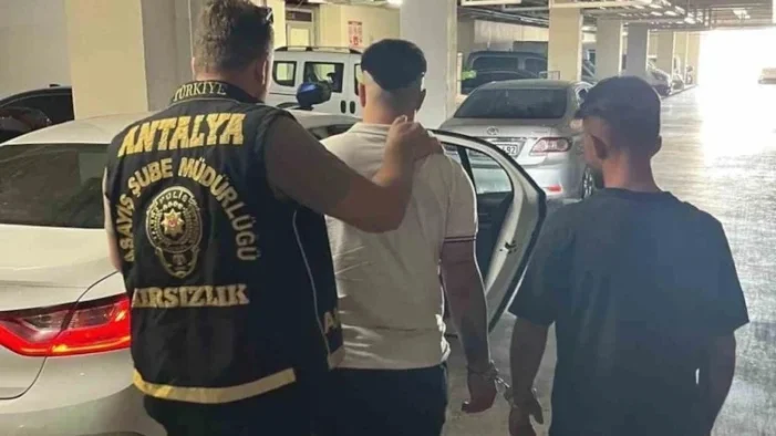 Antalya’da 1,7 milyon liralık hırsızlık şüphelisi tutuklandı