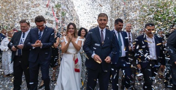 94. İEF muhteşem kortejle başladı