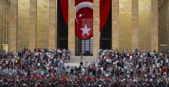 Anıtkabir 30 Ağustos’ta 630 bini aşkın ziyaretçiyi ağırladı