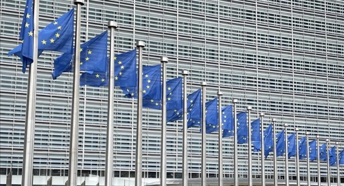 AB ülkelerinin savunma harcamaları 380 milyar avroyu aşacak
