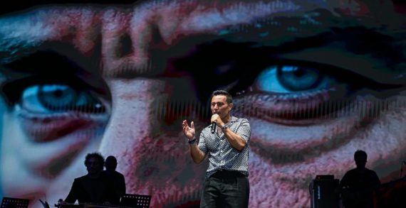 Çim Konserleri’nde Mustafa Sandal coşkusu Çim Konserleri’nde Mustafa Sandal coşkusu