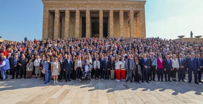 CHP 102 Yaşında… CHP Lideri Özgür Özel: “Bugün Ağır Saldırılar Altında Olan Partimizi Ne Olursa Olsun Savunacağız”