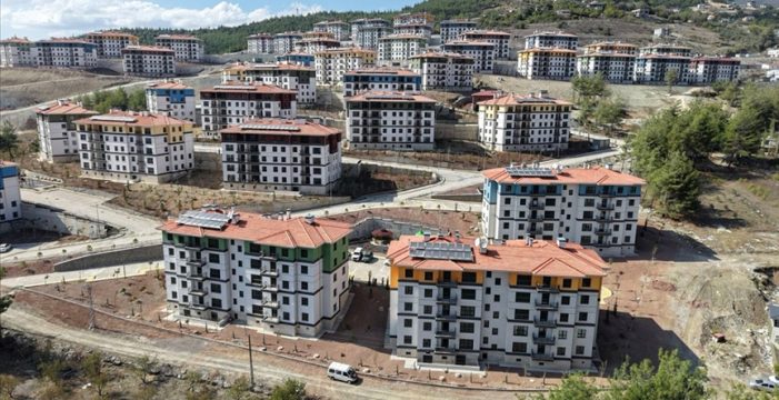 Osmaniye’de 819 deprem konutu ay sonuna kadar tamamlanacak Osmaniye’de 819 deprem konutu ay sonuna kadar tamamlanacak