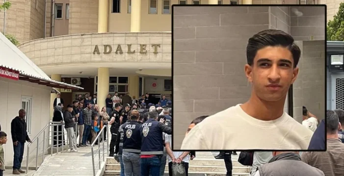 Laf atma tartışması can aldı: 16 yaşındaki çocuk hayatını kaybetti Laf atma tartışması can aldı: 16 yaşındaki çocuk hayatını kaybetti