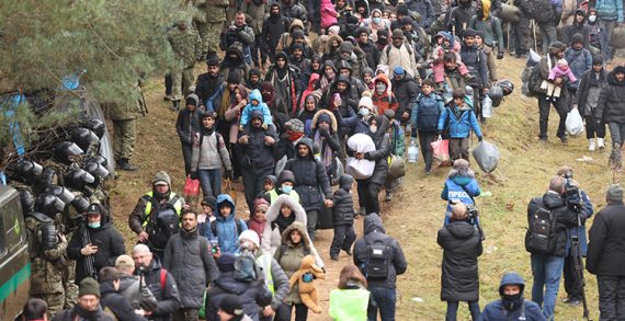 Polonya göçmenler için yeni istihdam yasasını kabul etti
