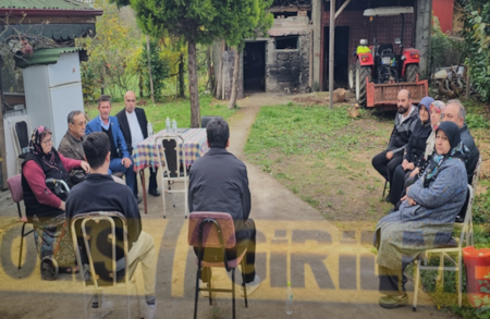 Emekli polis kahveyi basıp 2 kişiyi öldürdü Emekli polis kahveyi basıp 2 kişiyi öldürdü