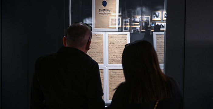 Cumhurbaşkanlığı Millet Kütüphanesi’nde “Atatürk’ün Kitap Dünyası” sergisi açıldı Cumhurbaşkanlığı Millet Kütüphanesi’nde “Atatürk’ün Kitap Dünyası” sergisi açıldı