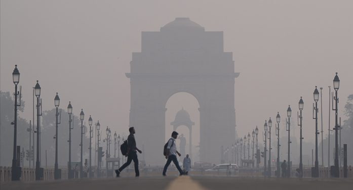 Hindistan hava kirliliğiyle mücadele kapsamında önlemleri sıkılaştırıyor Hindistan hava kirliliğiyle mücadele kapsamında önlemleri sıkılaştırıyor