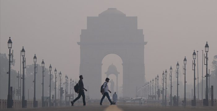 Hindistan hava kirliliğiyle mücadele kapsamında önlemleri sıkılaştırıyor Hindistan hava kirliliğiyle mücadele kapsamında önlemleri sıkılaştırıyor