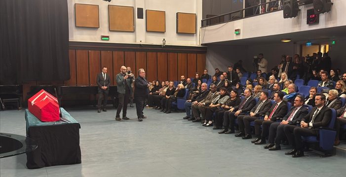 Muazzez Abacı için TRT Ankara Radyosu’nda tören düzenlendi Muazzez Abacı için TRT Ankara Radyosu’nda tören düzenlendi