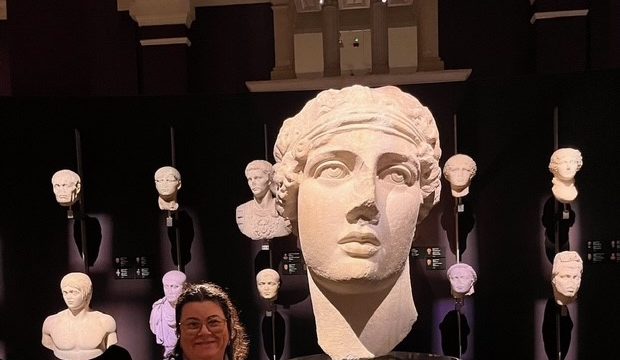 Beste Serim Erbak: İstanbul’un Sihirli Dünyası – Arkeoloji Müzesi Beste Serim Erbak: İstanbul’un Sihirli Dünyası – Arkeoloji Müzesi