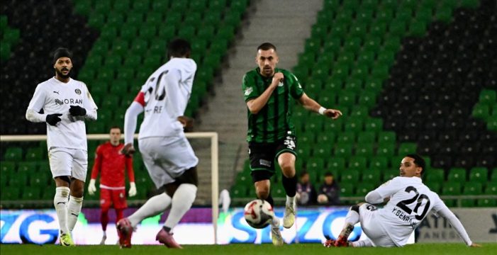 Manisa FK deplasmanda Sakaryaspor’u mağlup etti