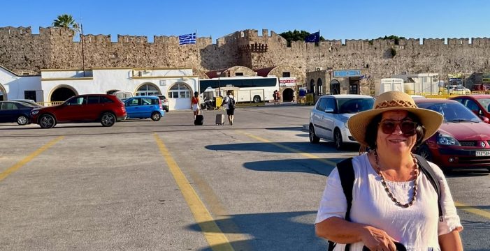 Beste Serim Erbak: Güneşin Adası Rodos – 2024