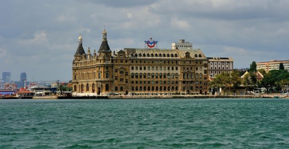 Bakan Ersoy, Haydarpaşa ve Sirkeci Garı için yeni vizyonu açıkladı