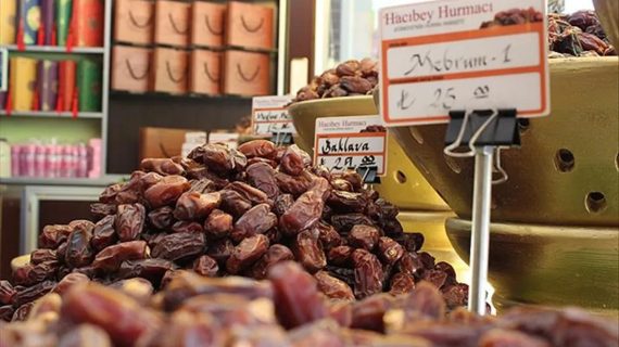 Ramazanda hurma tane ile satışta!..